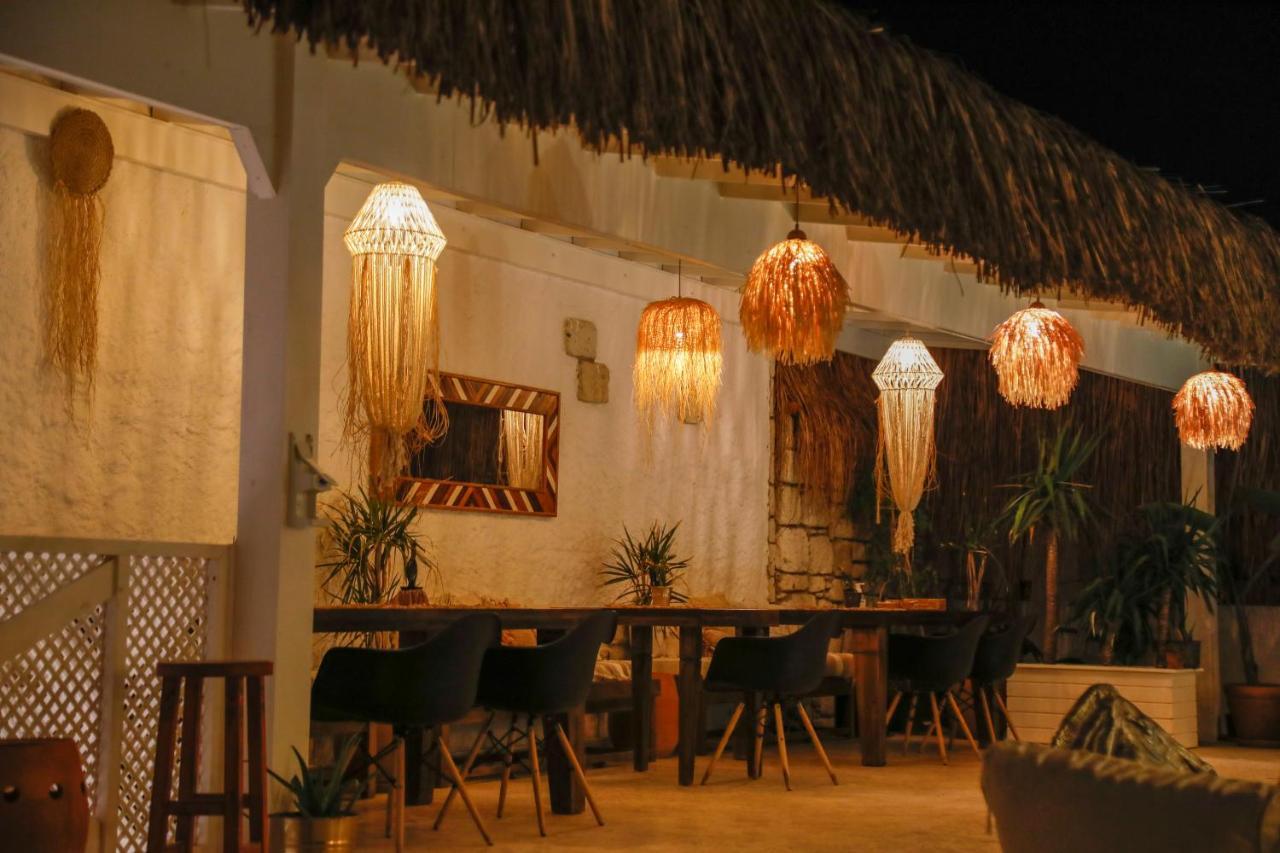 Adacan Butik Otel Esmirna Exterior foto